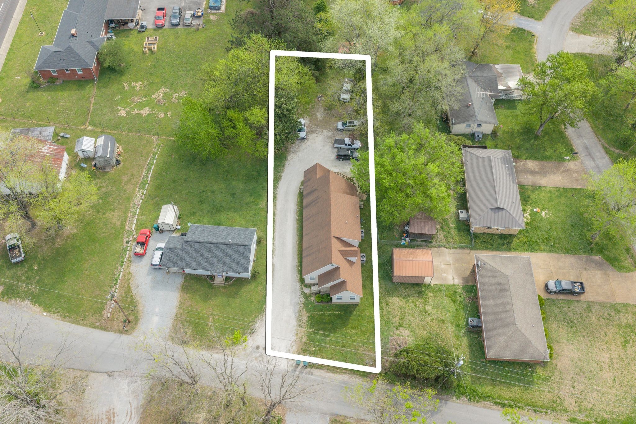 103 Parker Avenue Waverly TN 37185