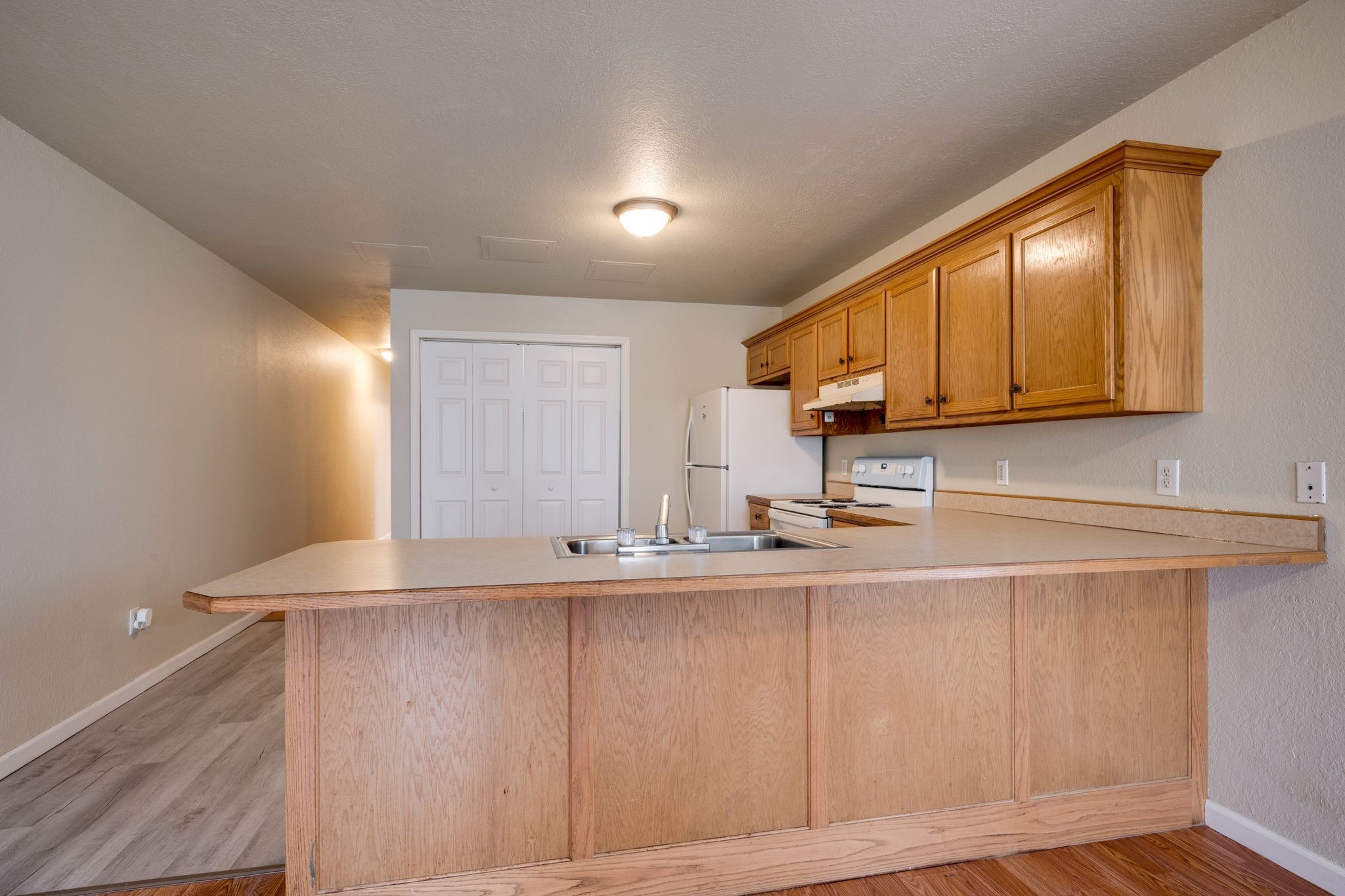 103 Parker Avenue Waverly TN 37185