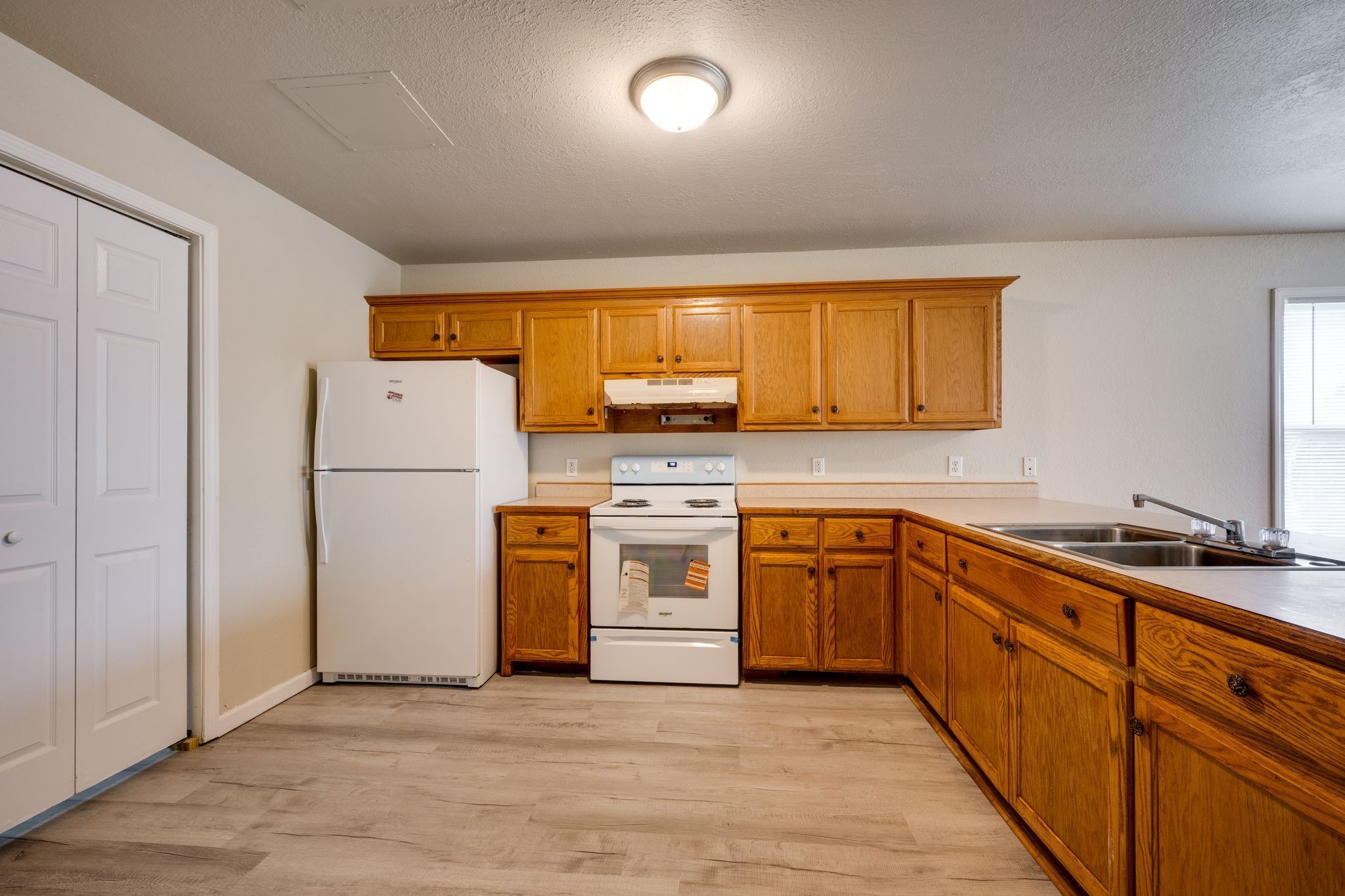 103 Parker Avenue Waverly TN 37185