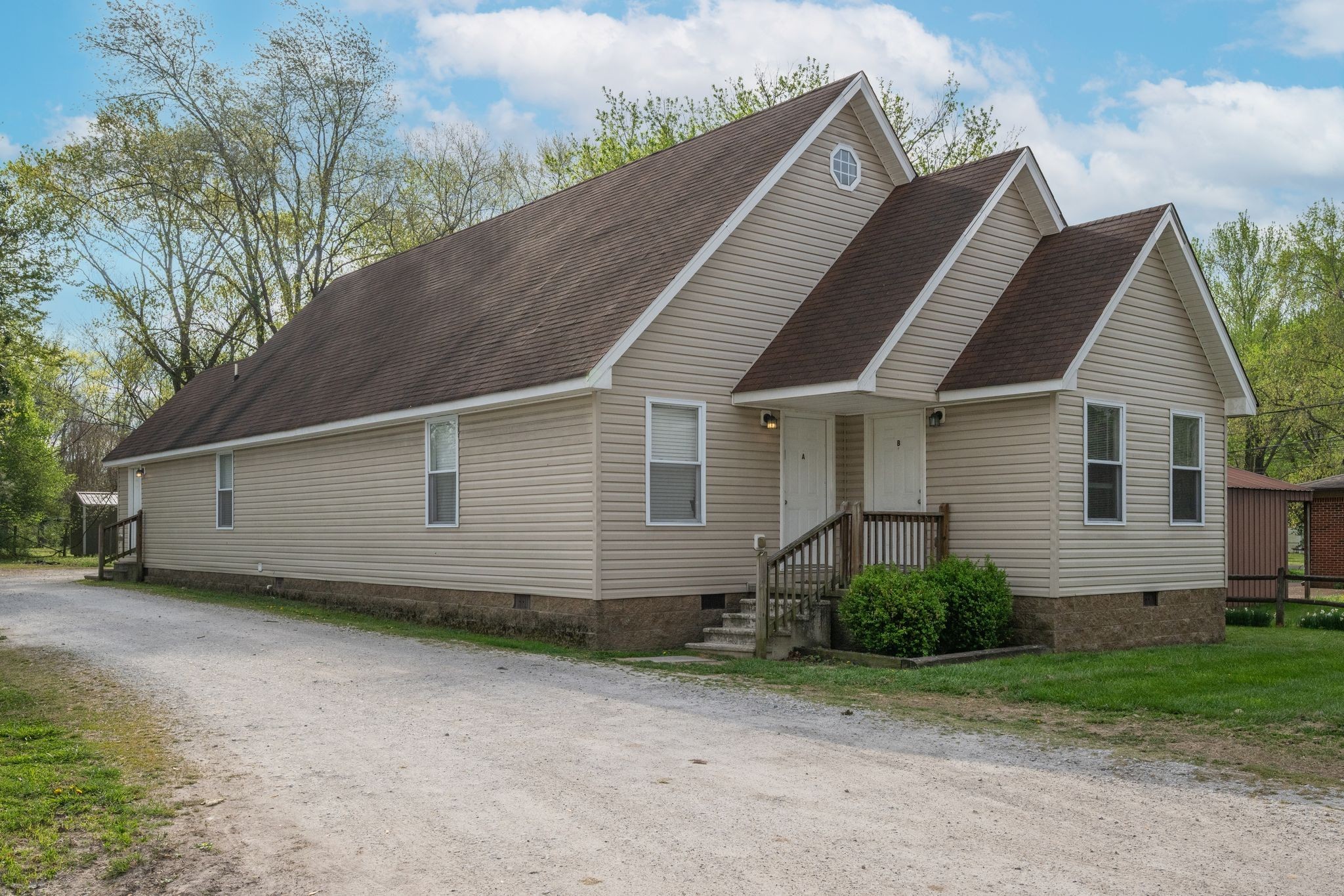 103 Parker Avenue Waverly TN 37185