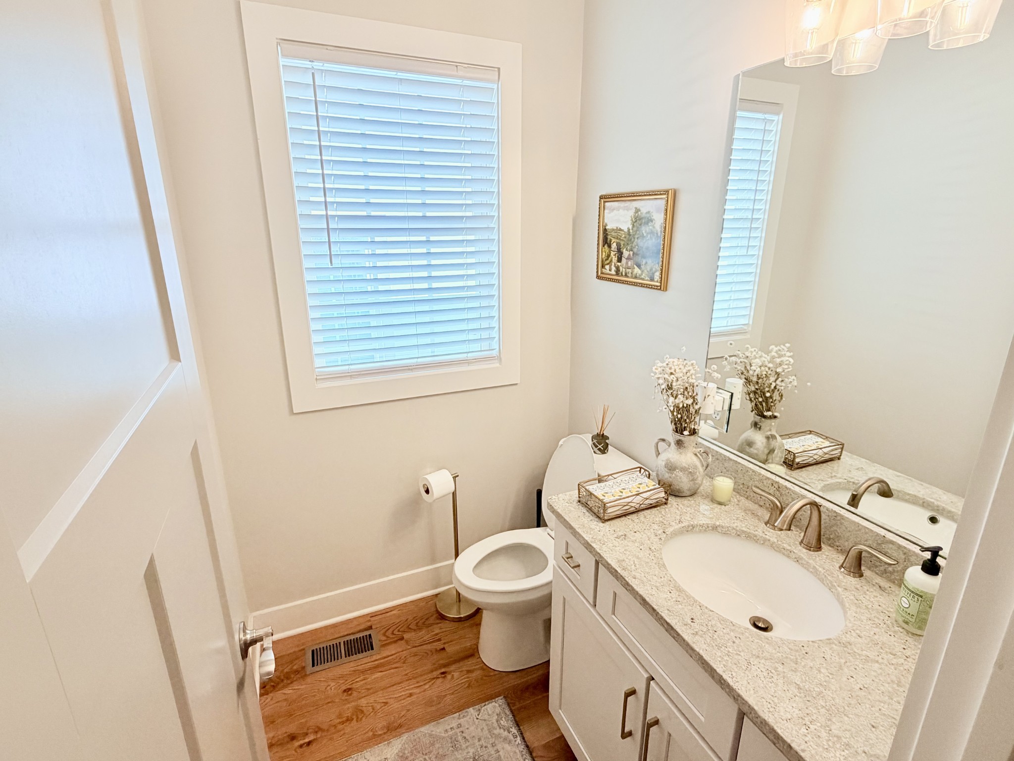 1429C Huffine Street Nashville TN 37216