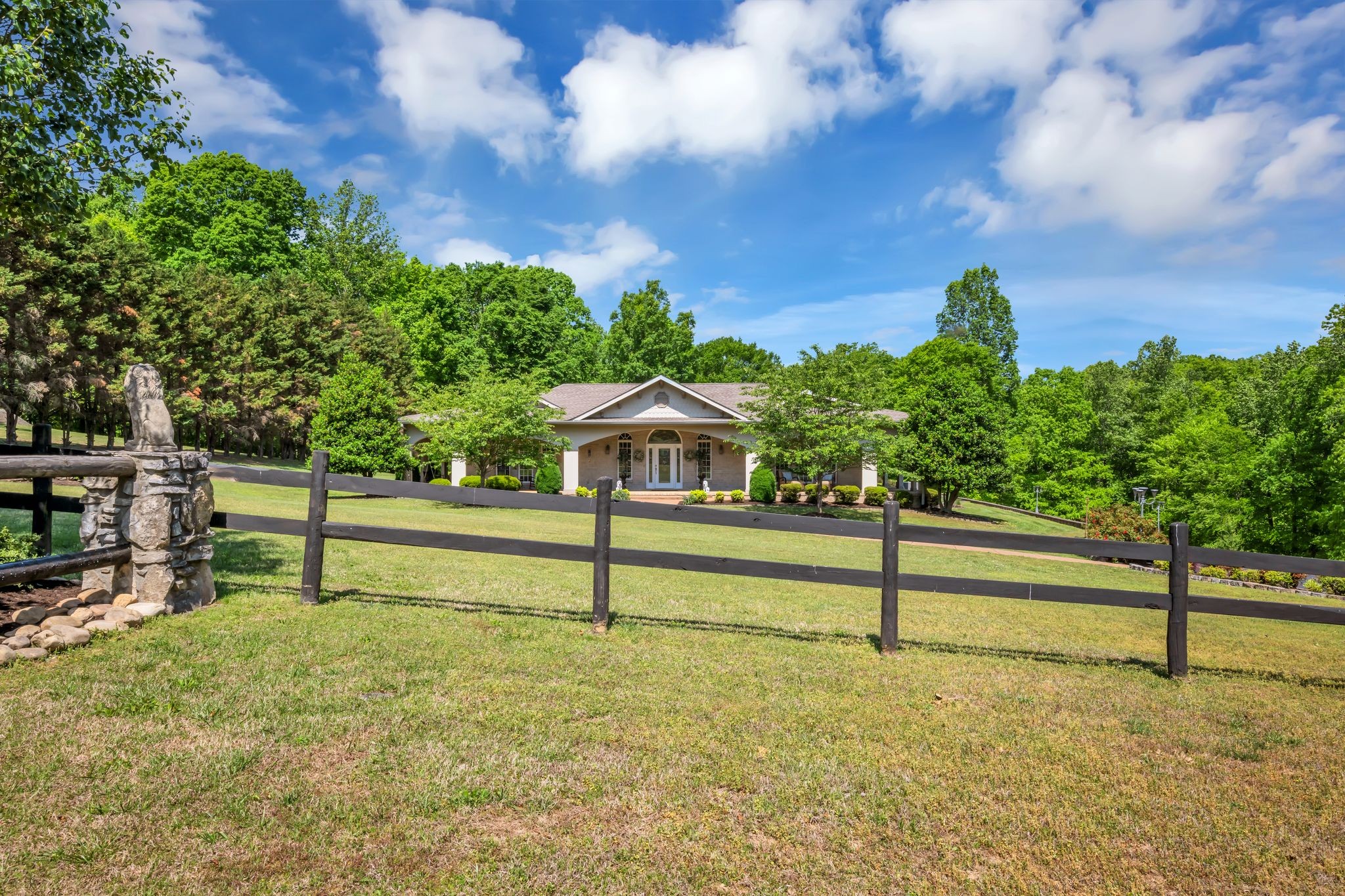 5129 Highway 70, E White Bluff TN 37187