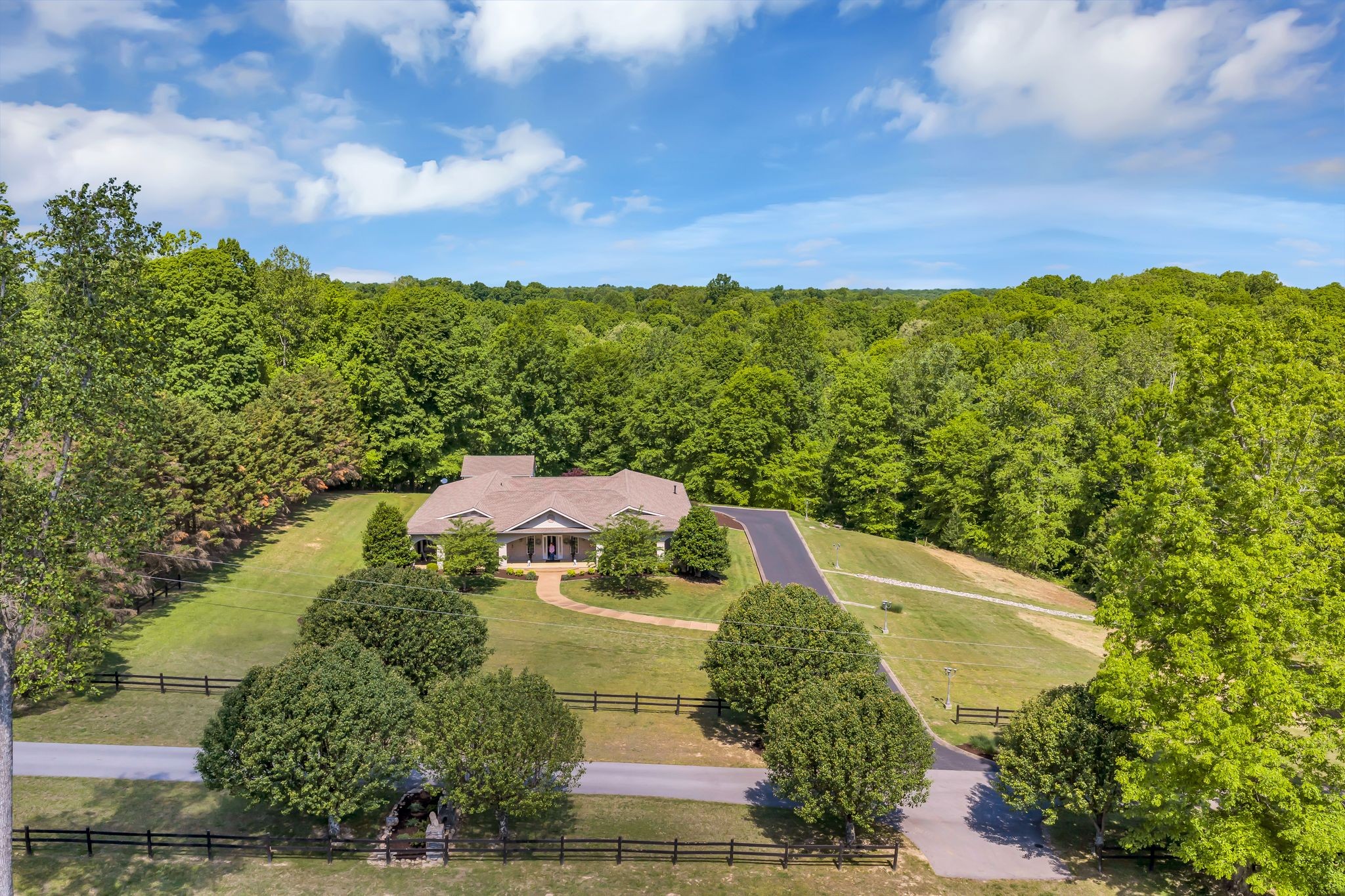 5129 Highway 70, E White Bluff TN 37187
