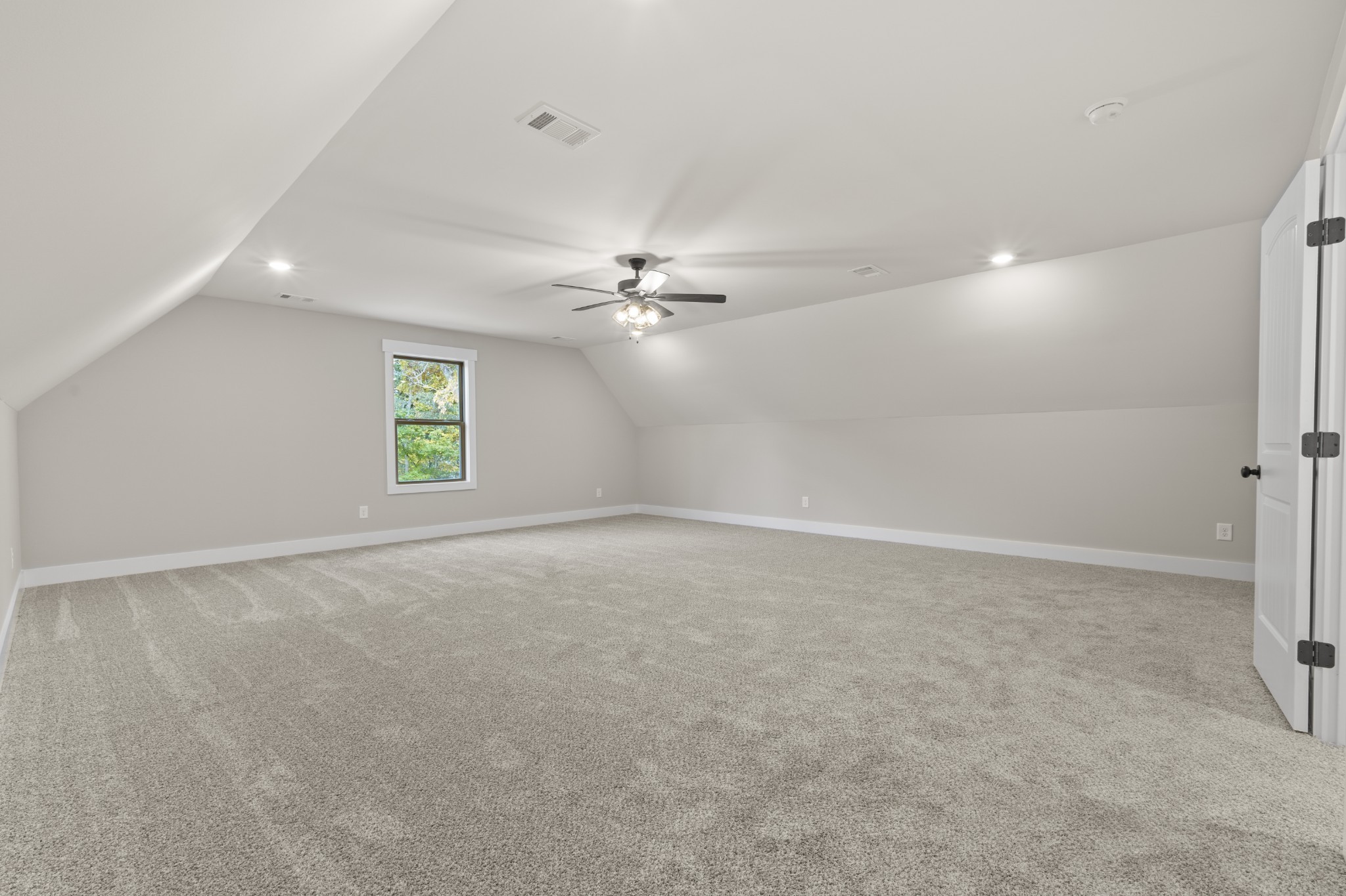 2969 Lights Chapel Road Greenbrier TN 37073