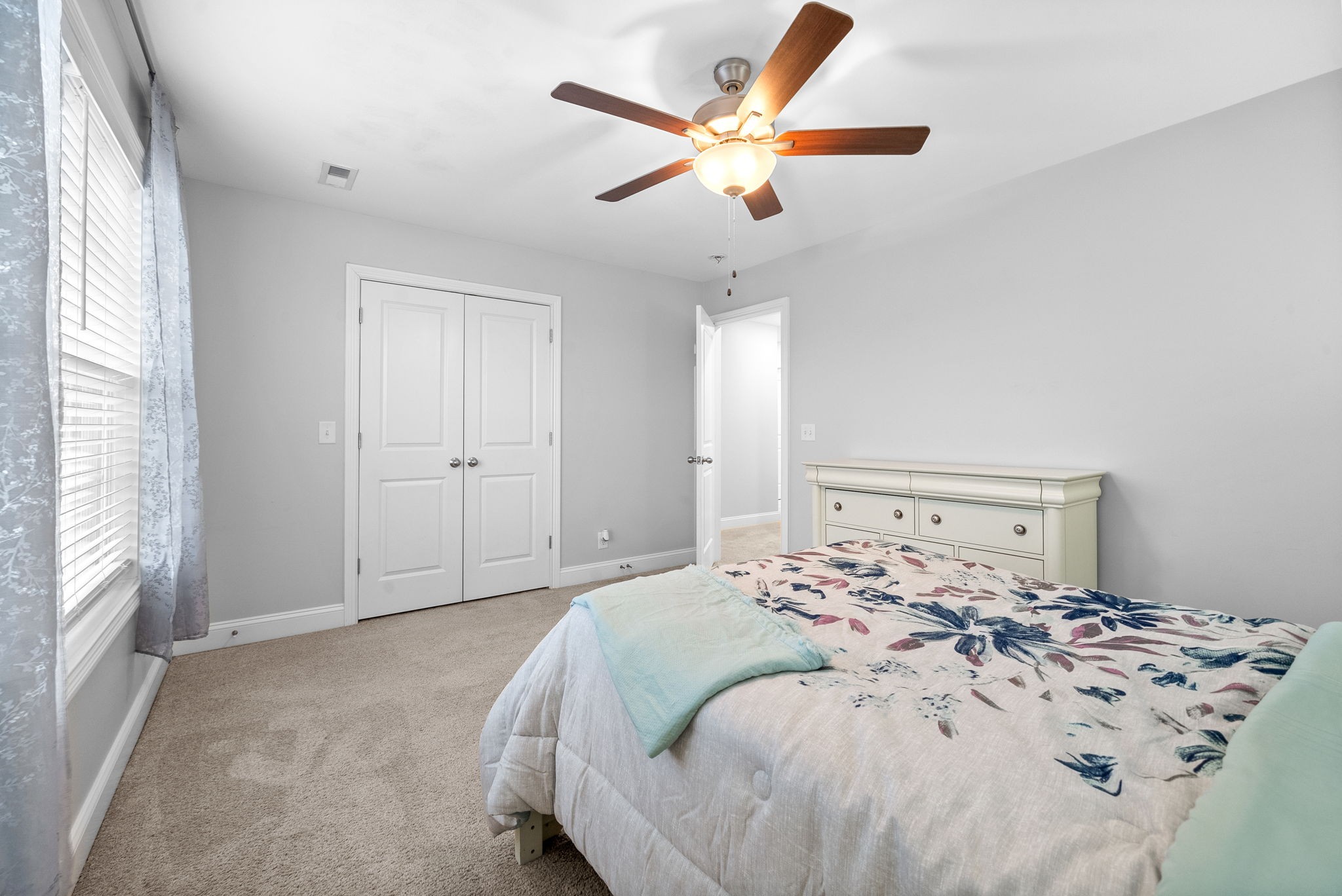 517 Cresthaven Lane Clarksville TN 37043