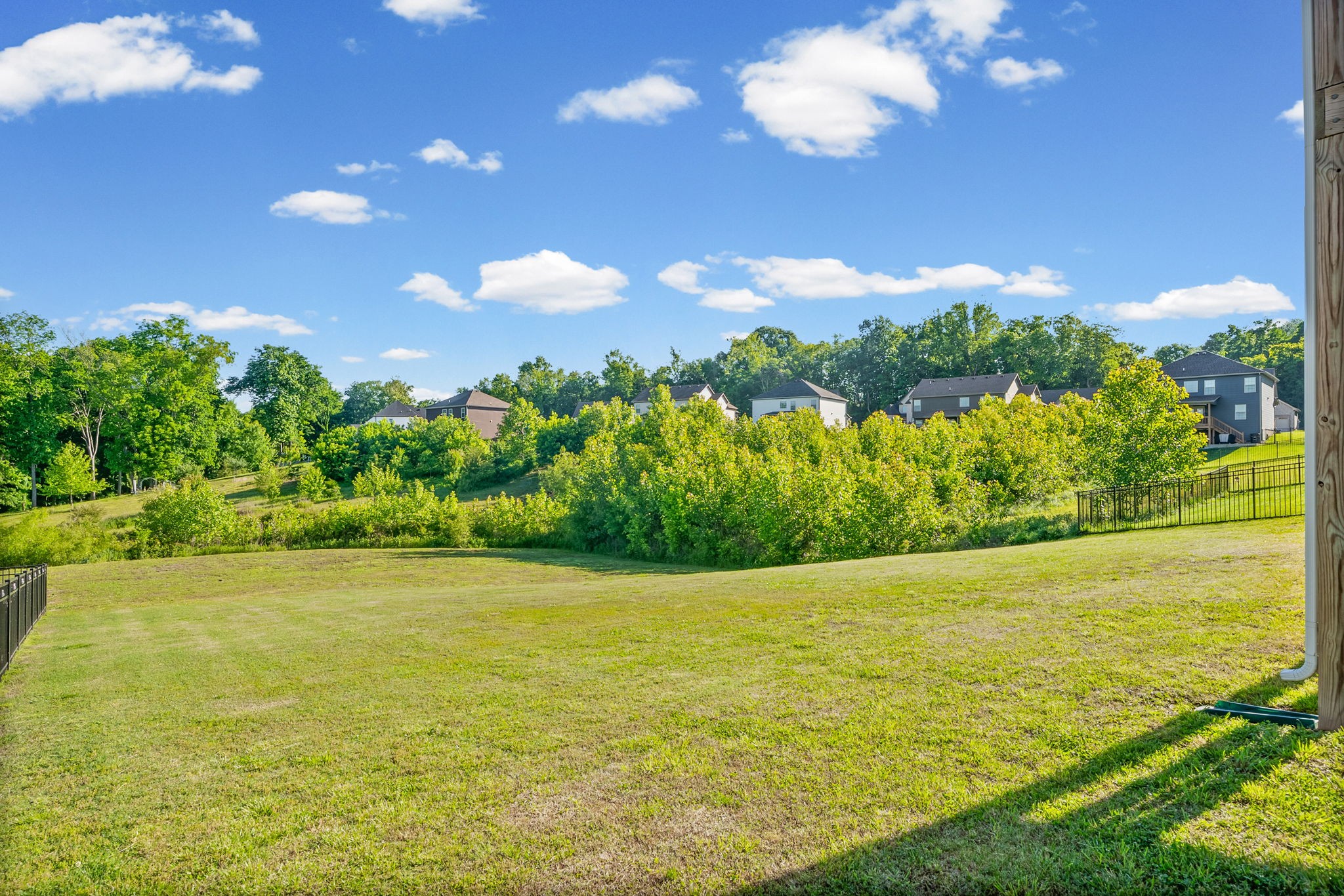 517 Cresthaven Lane Clarksville TN 37043