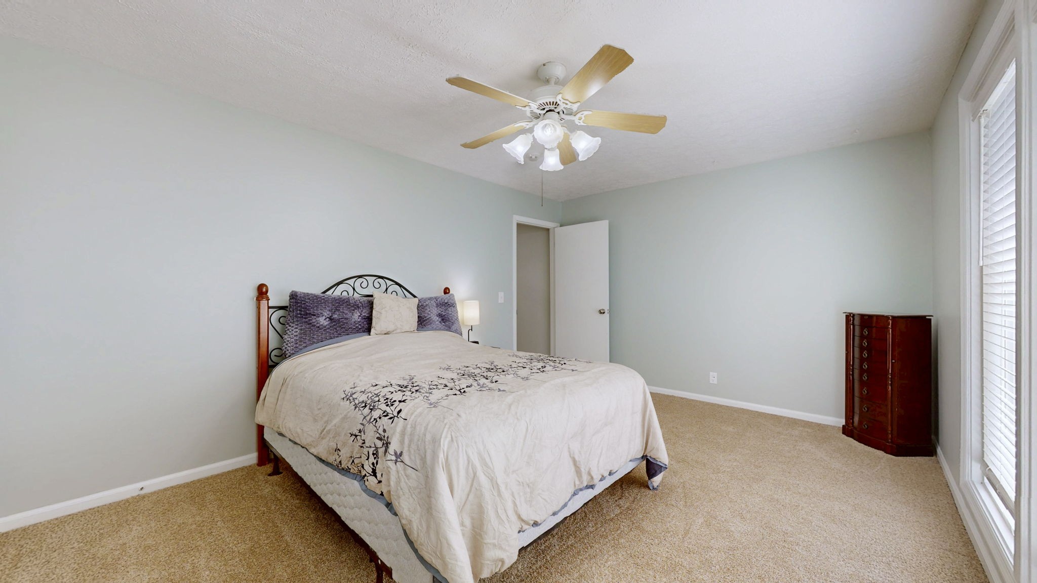 2402 Riverview Drive Murfreesboro TN 37129