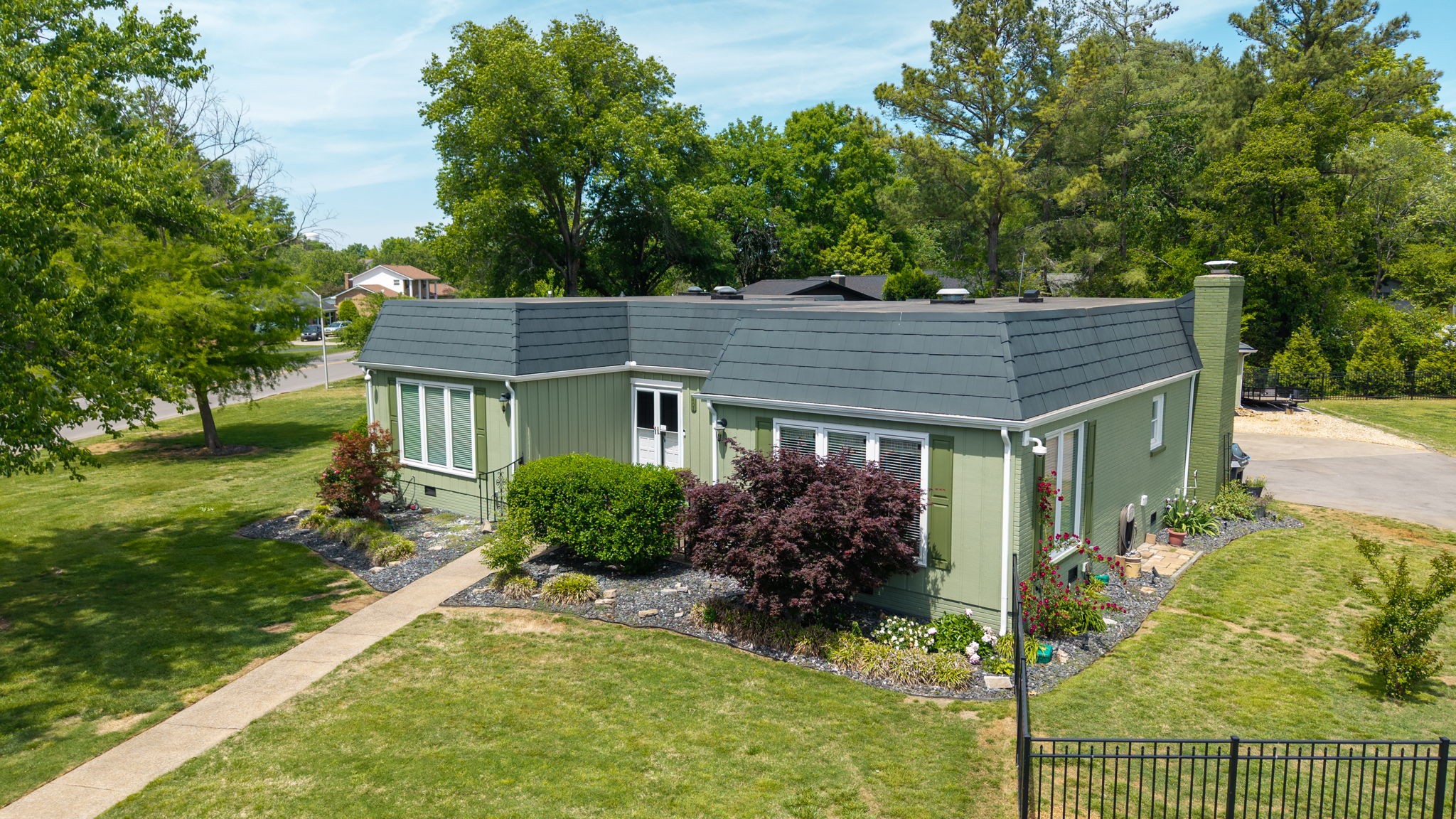 2402 Riverview Drive Murfreesboro TN 37129