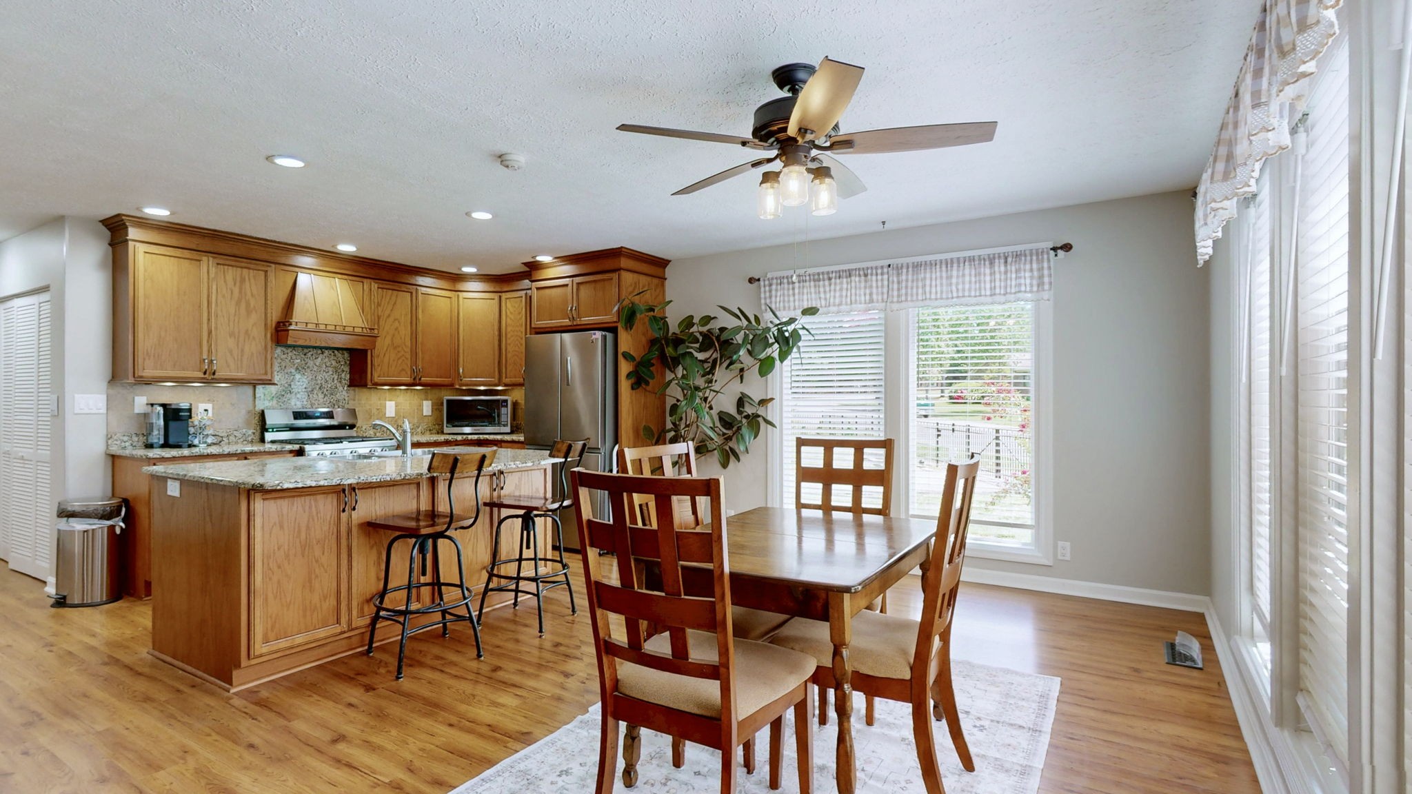 2402 Riverview Drive Murfreesboro TN 37129
