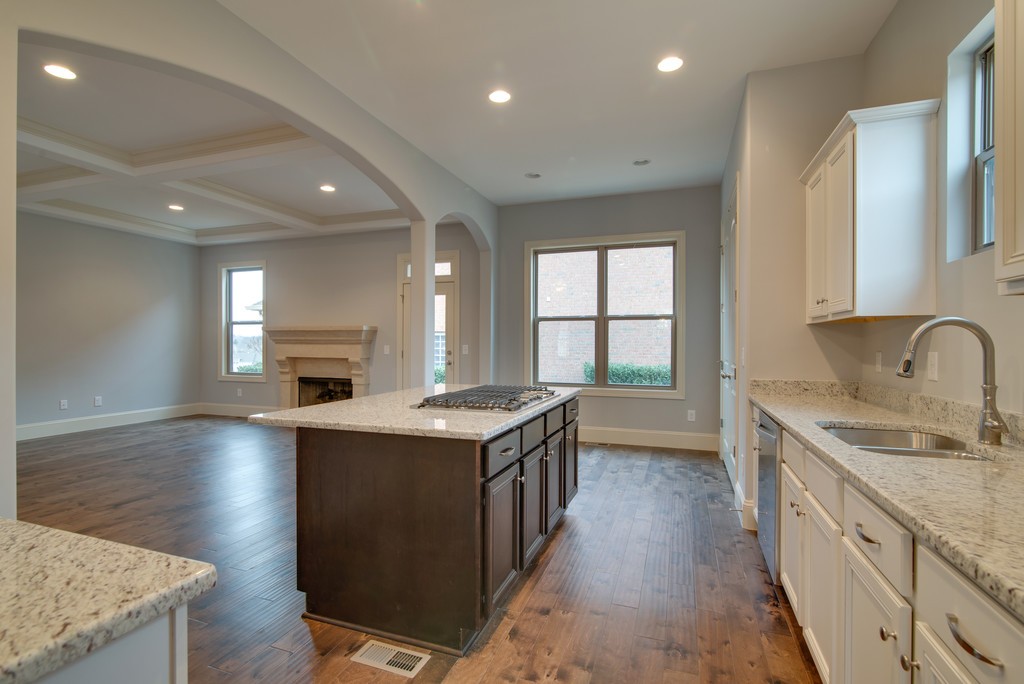 402 Zephyr Cove Lebanon TN 37087