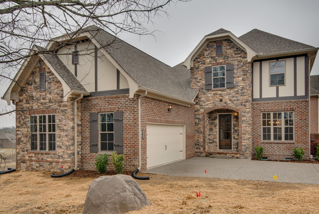 402 Zephyr Cove Lebanon TN 37087