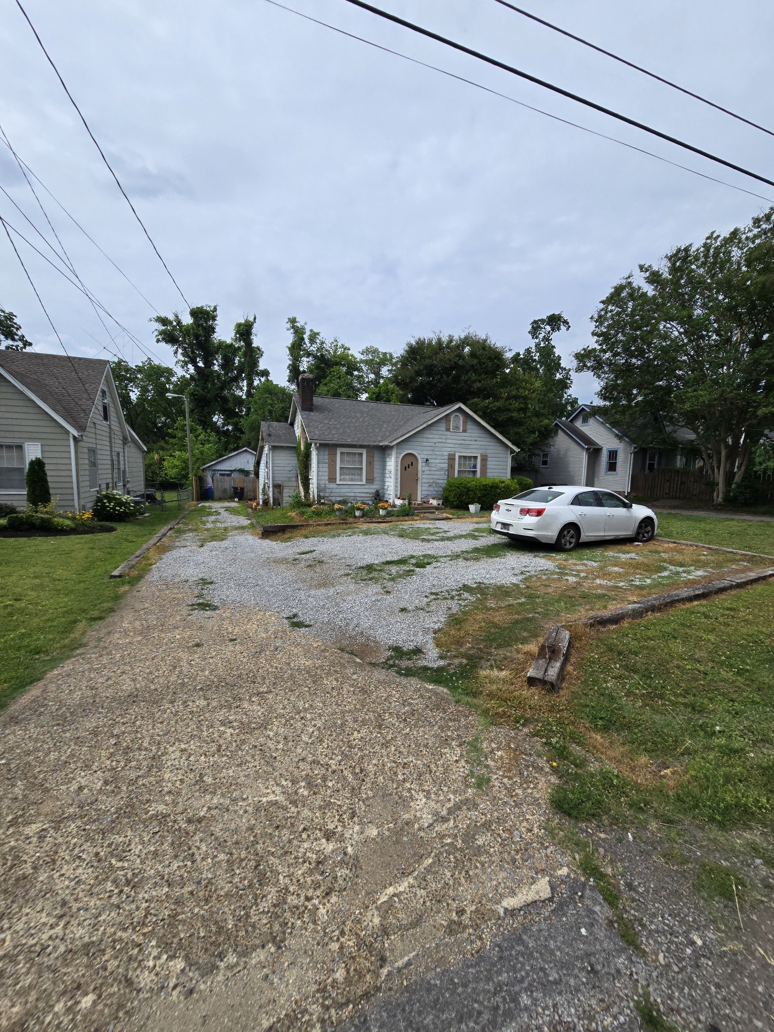 906 Carolyn Avenue Nashville TN 37216