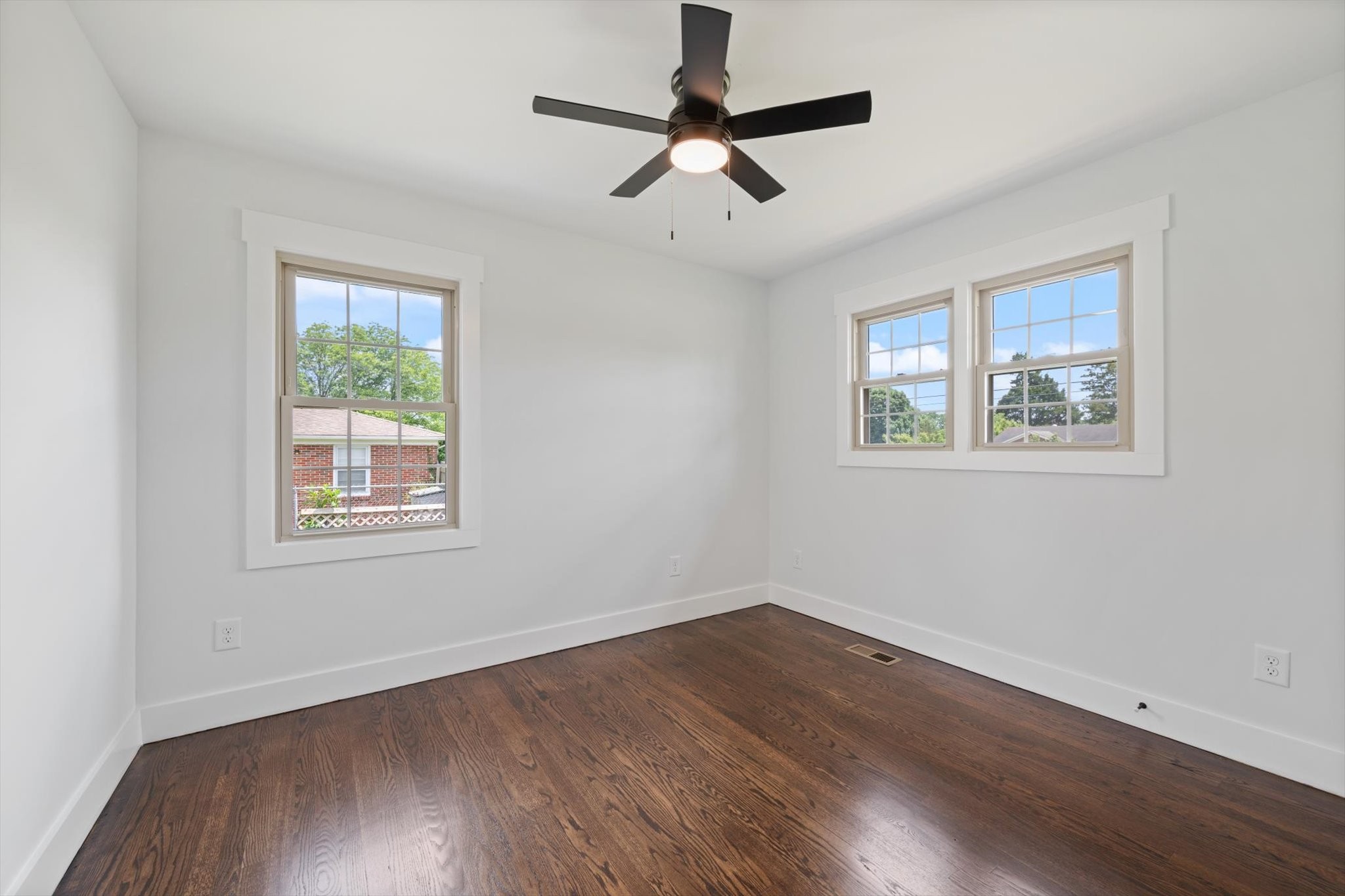 330 Lagoon Drive Mcminnville TN 37110