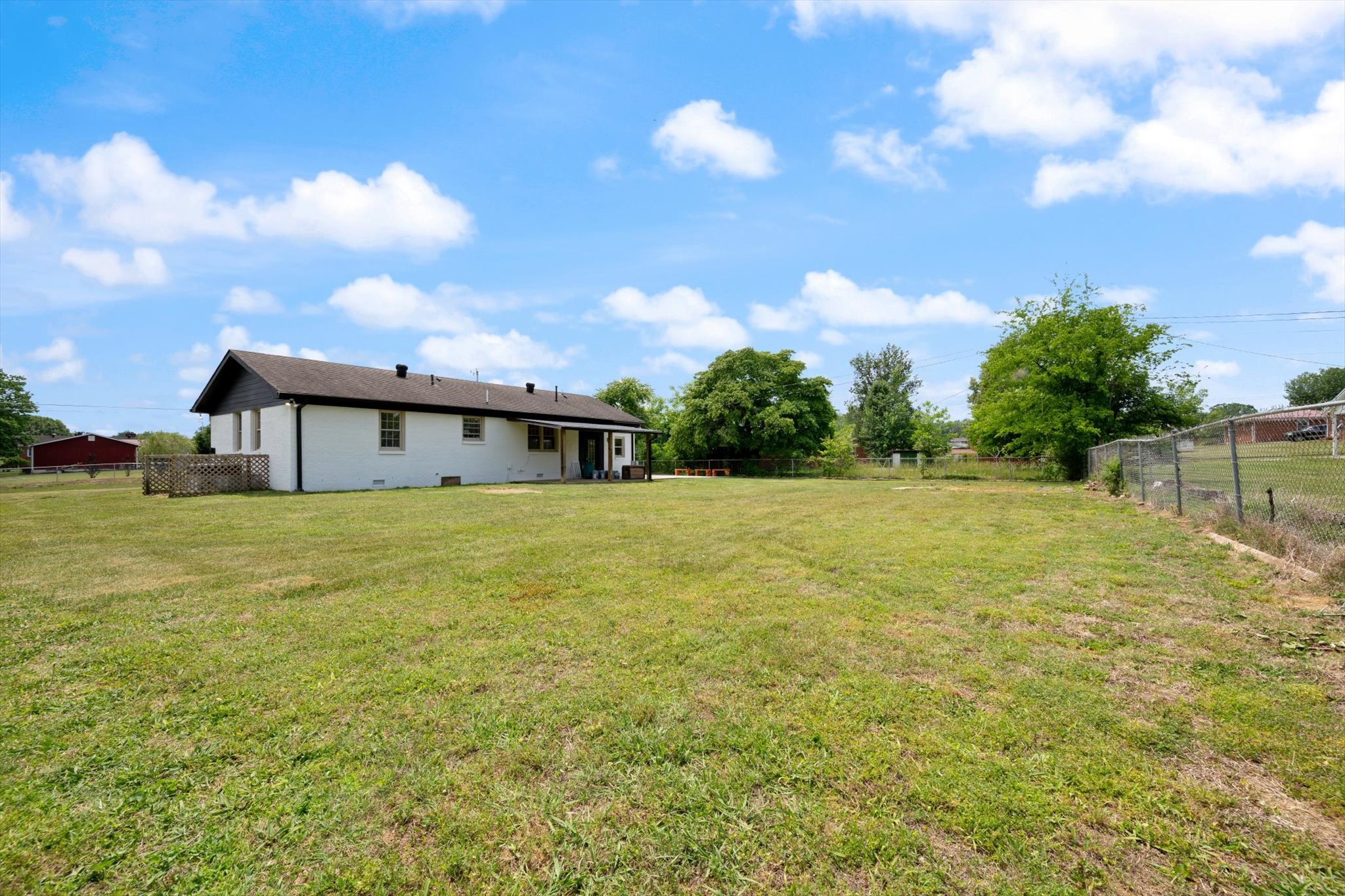 330 Lagoon Drive Mcminnville TN 37110