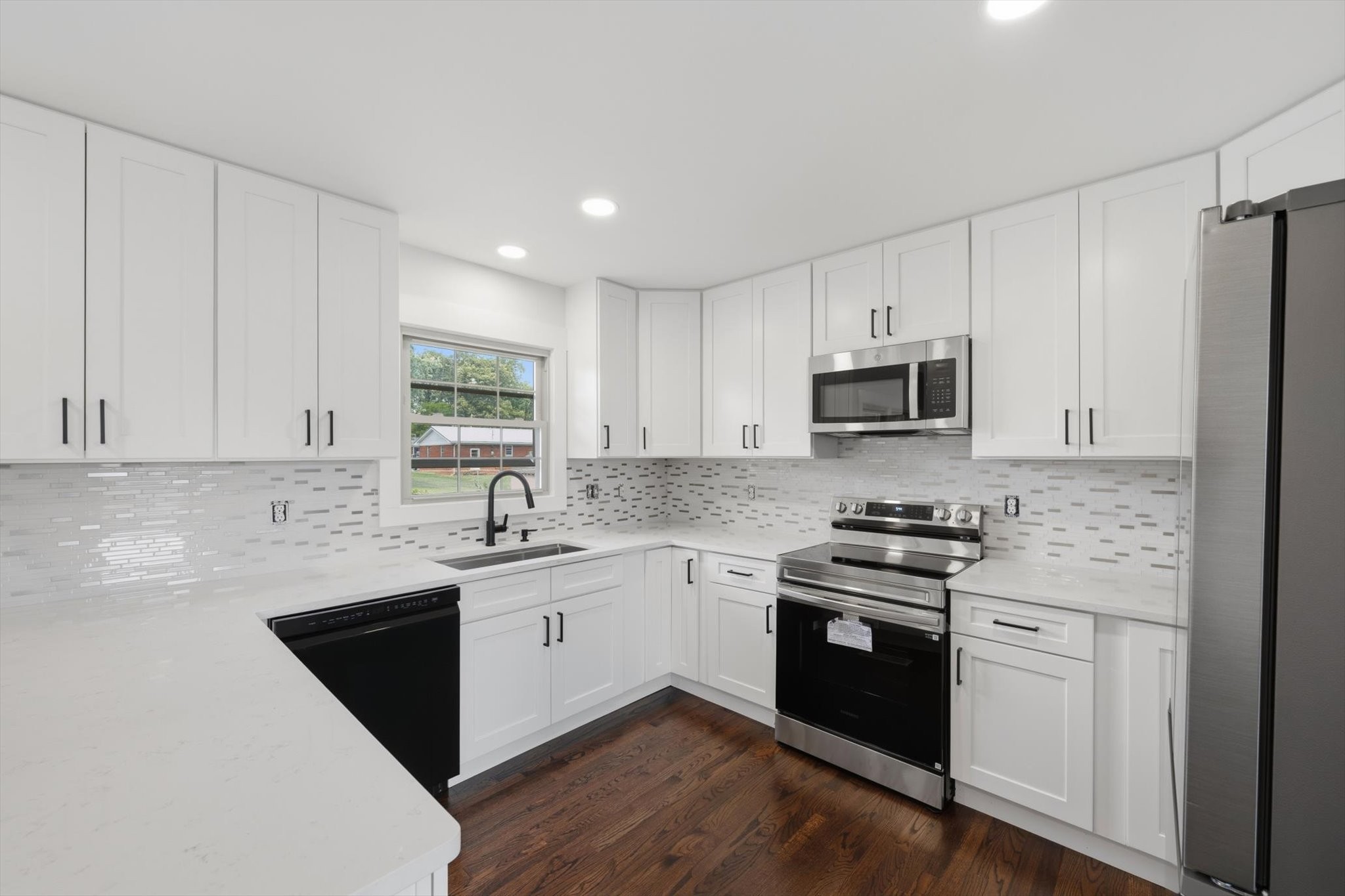 330 Lagoon Drive Mcminnville TN 37110