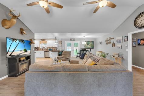 107 Hickory Drive Huntland TN 37345
