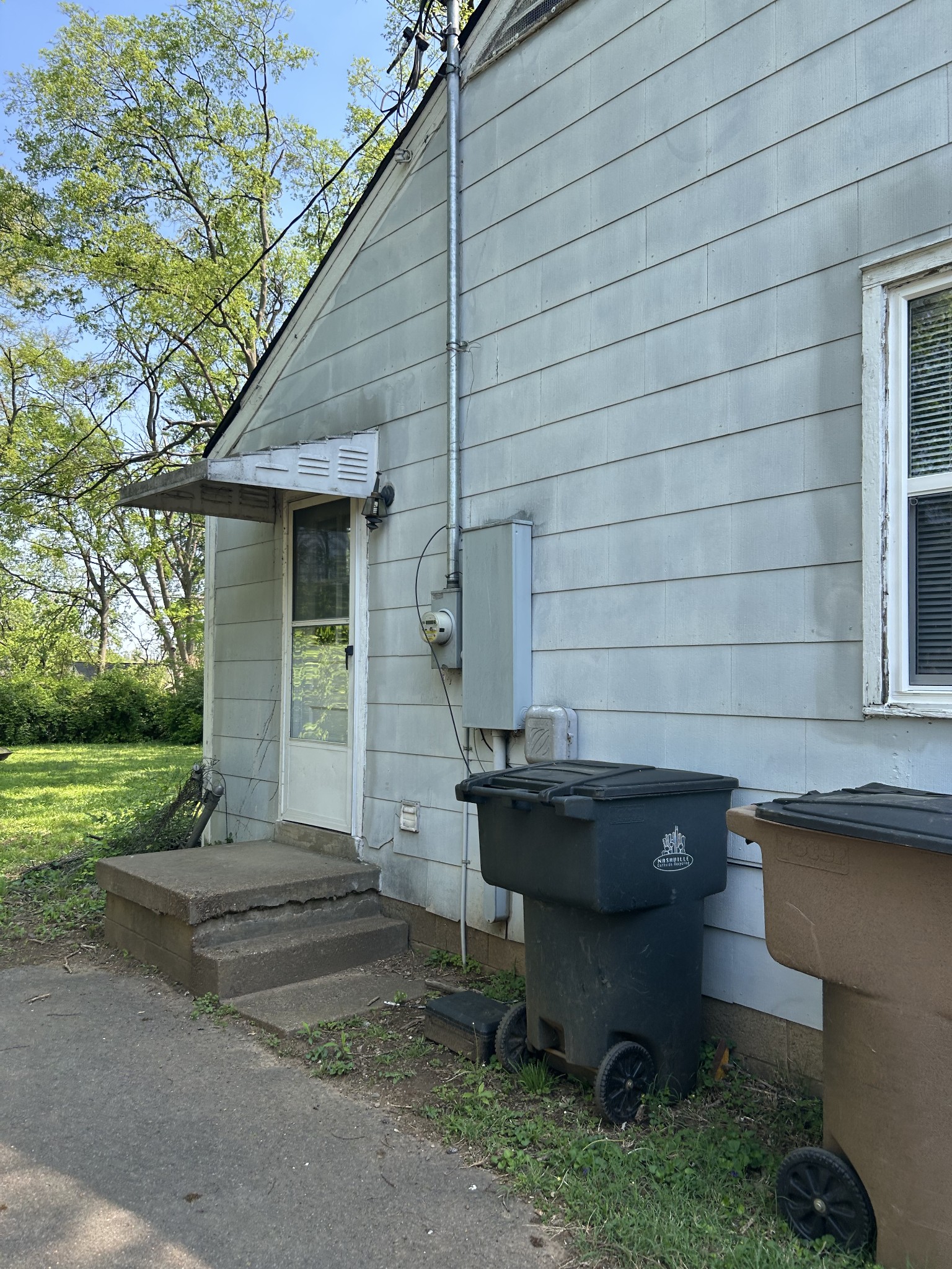 5506 Meadowcrest Lane Nashville TN 37209