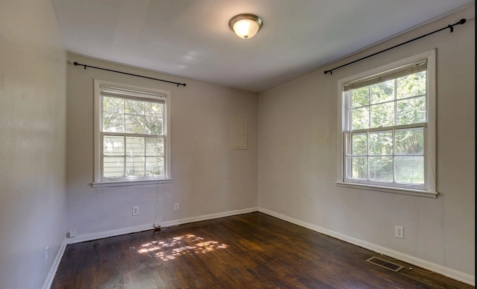 906 S 14th Street Nashville TN 37206