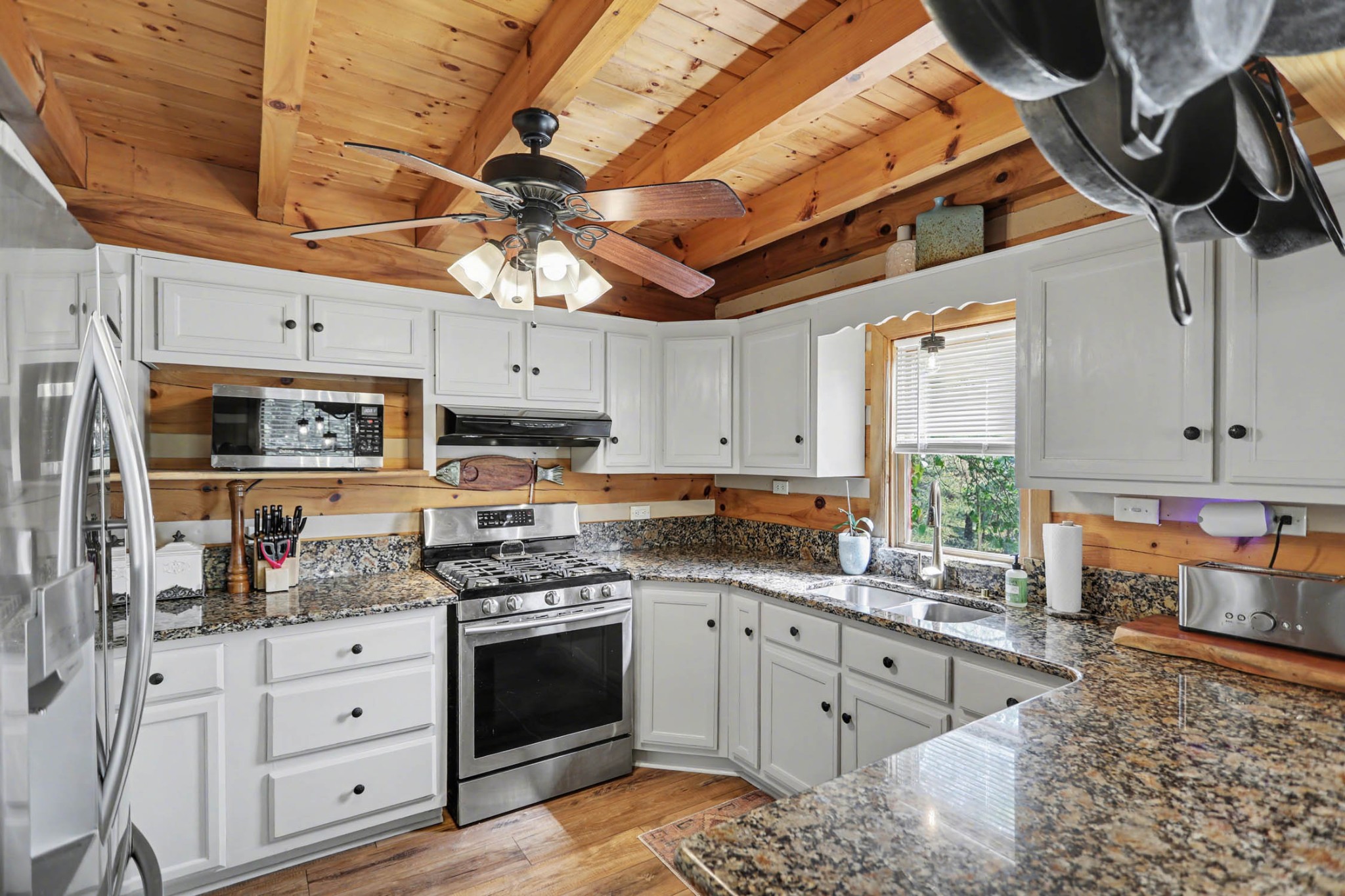 418 Portland Road White House TN 37188