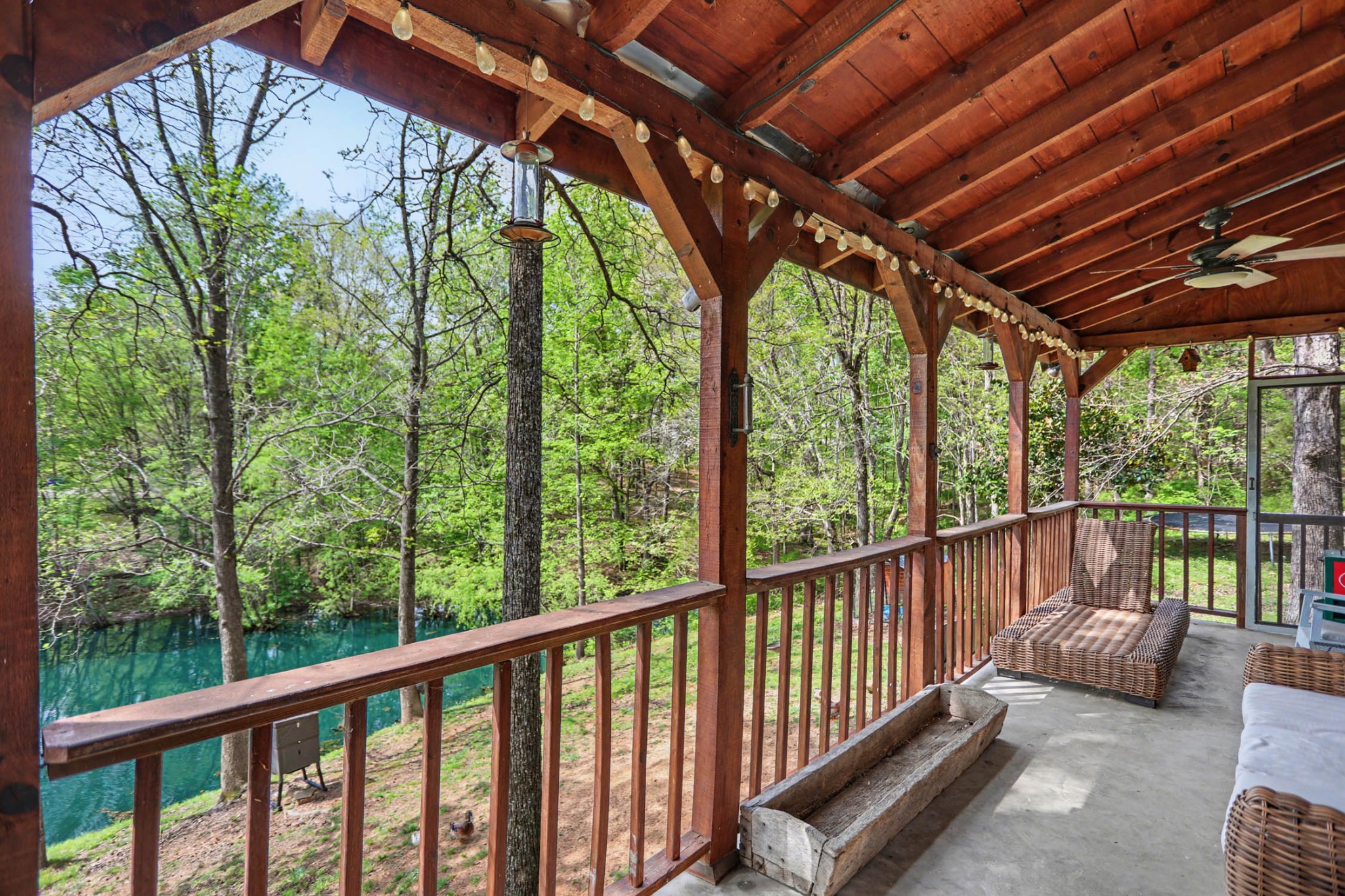 418 Portland Road White House TN 37188