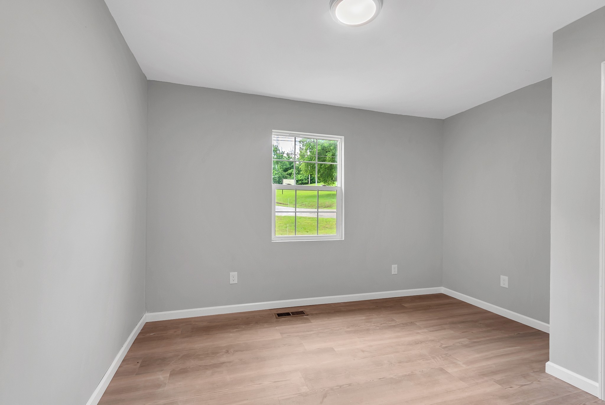 606 W 4th Street Columbia TN 38401