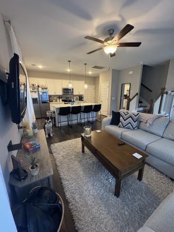 1055 Emery Bay Circle Hendersonville TN 37075
