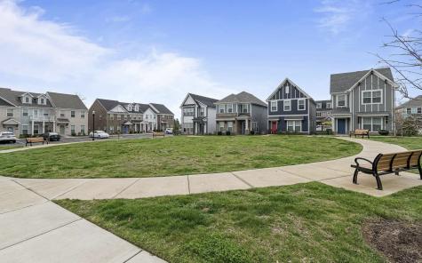 1055 Emery Bay Circle Hendersonville TN 37075
