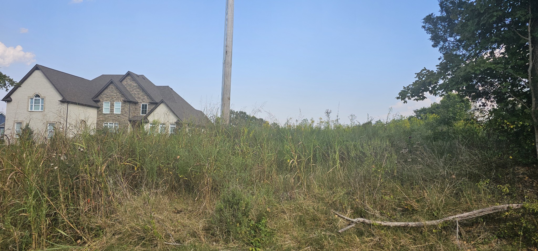 3551 Highway 48 Cunningham TN 37052