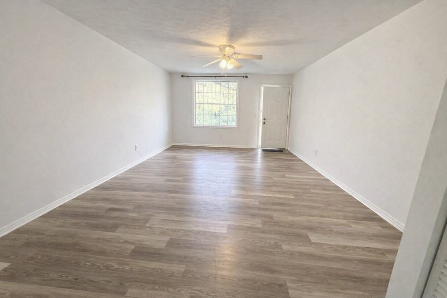 213 Oak Grove Drive Nashville TN 37217