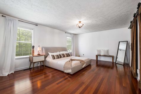 5911 Old Harding Pike Nashville TN 37205