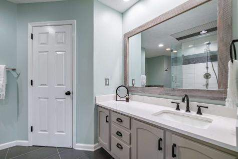 5911 Old Harding Pike Nashville TN 37205