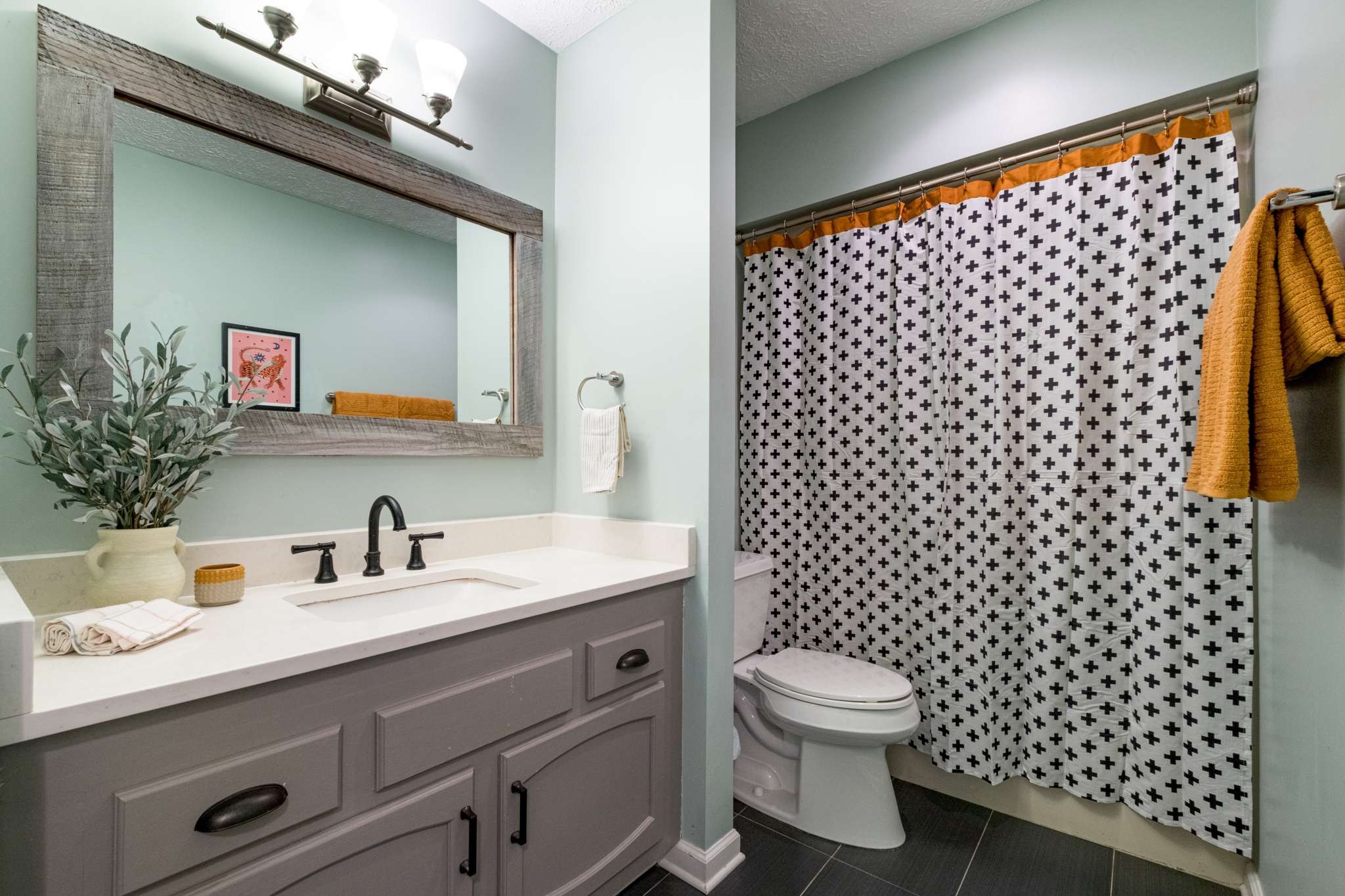 5911 Old Harding Pike Nashville TN 37205