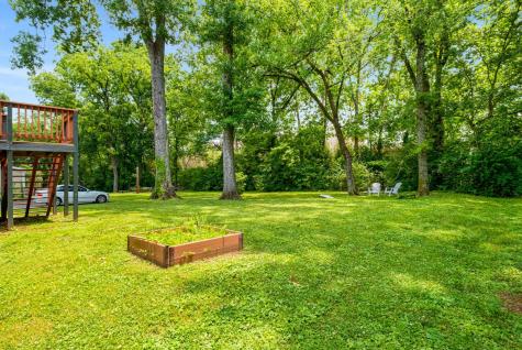 5911 Old Harding Pike Nashville TN 37205