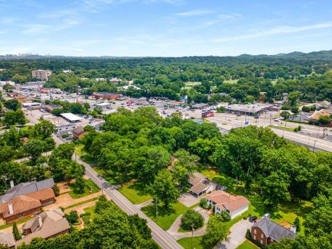 5911 Old Harding Pike Nashville TN 37205