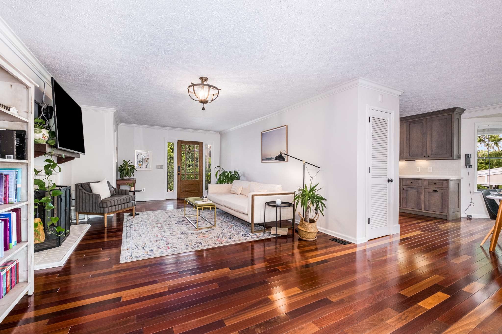 5911 Old Harding Pike Nashville TN 37205