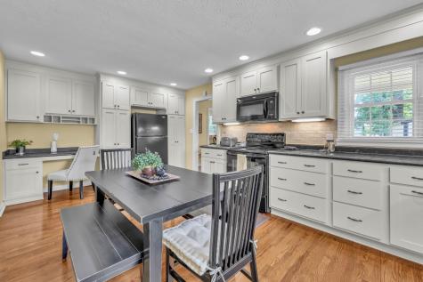 2055 Lovers Lane Hopkinsville KY 42240