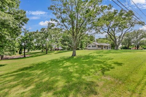 2055 Lovers Lane Hopkinsville KY 42240