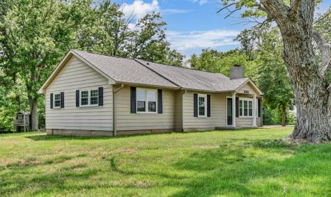 2055 Lovers Lane Hopkinsville KY 42240