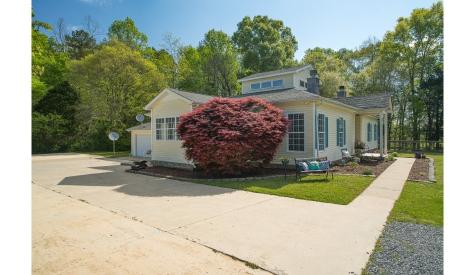 1521 Ardmore Highway Taft TN 38488