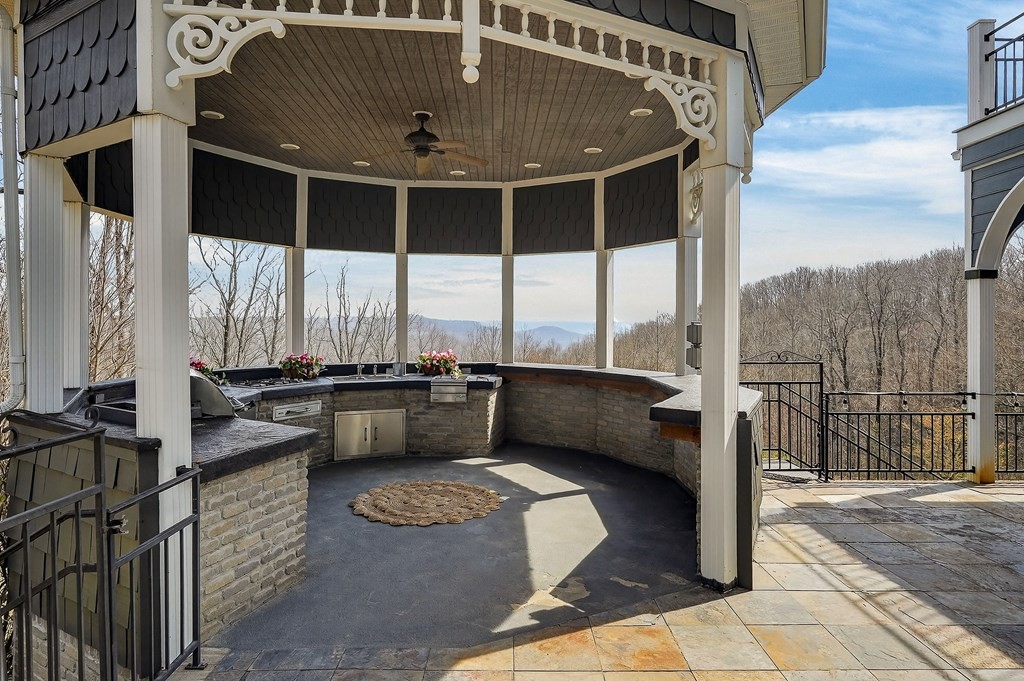 5715 Pleasant Ridge Road Sparta TN 38583