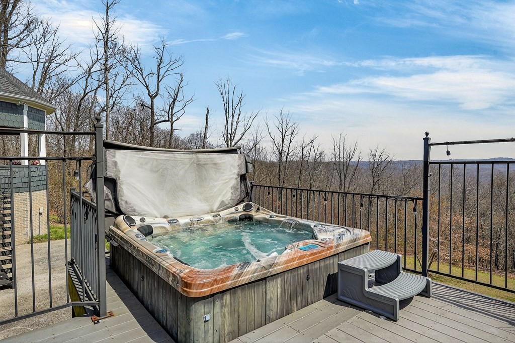 5715 Pleasant Ridge Road Sparta TN 38583