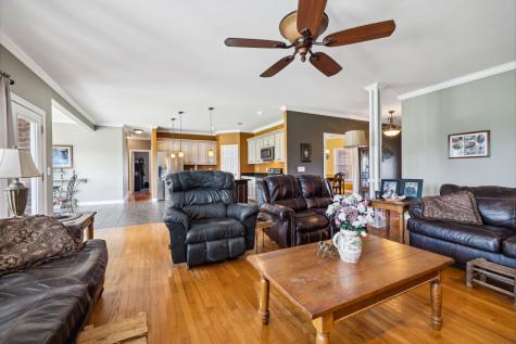 1112 Allisona Road Eagleville TN 37060