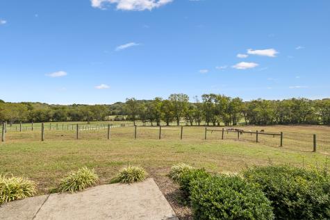 1112 Allisona Road Eagleville TN 37060