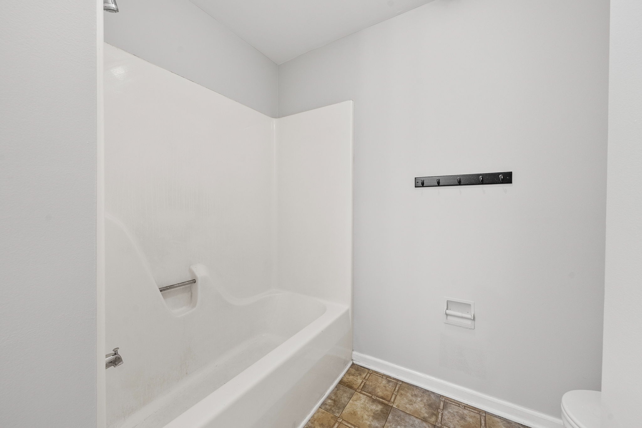 2121 Highway 12, S Ashland City TN 37015