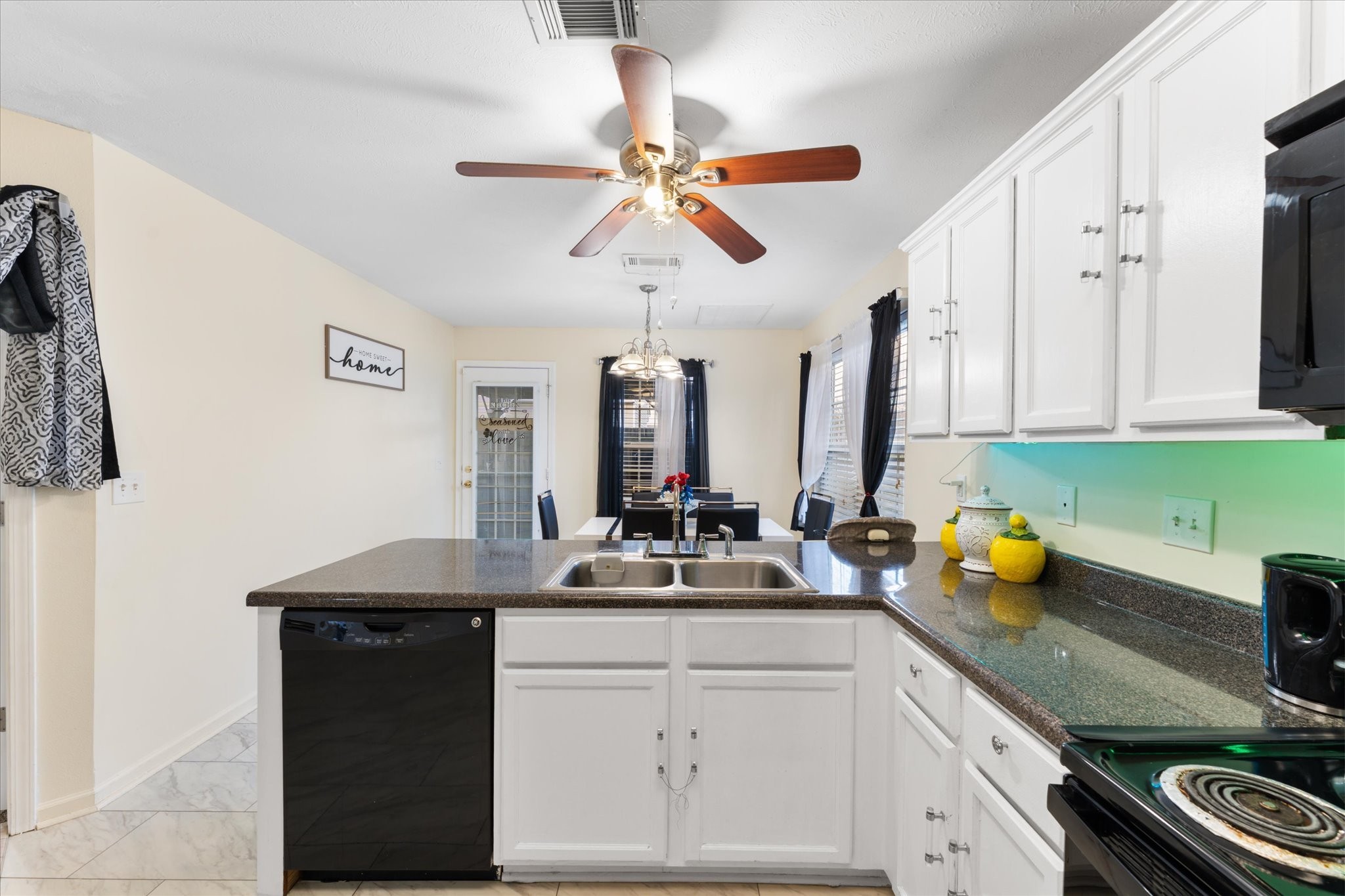 2053 George Buchanan Drive La Vergne TN 37086