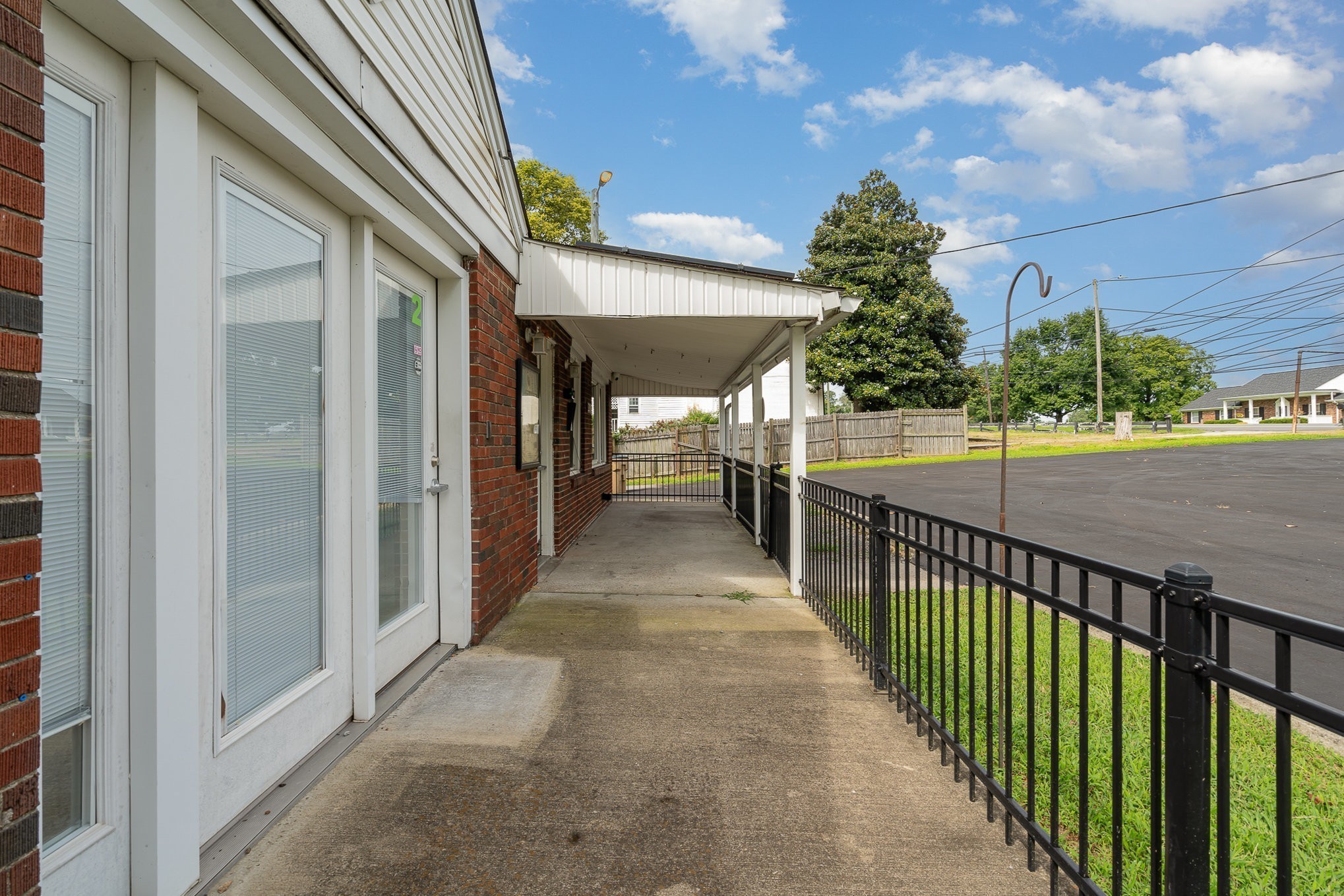 2003 Lebanon Pike Nashville TN 37210