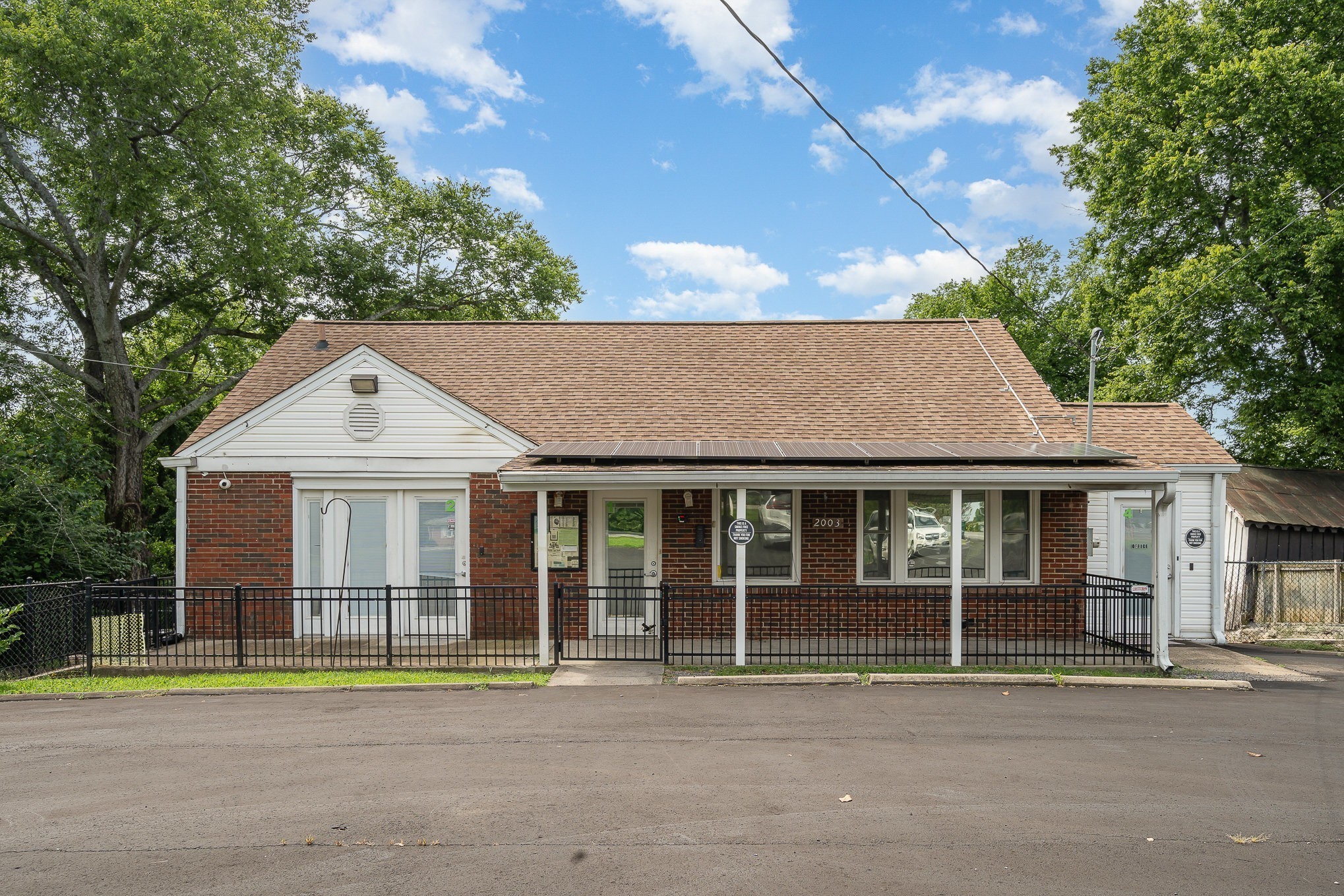 2003 Lebanon Pike Nashville TN 37210