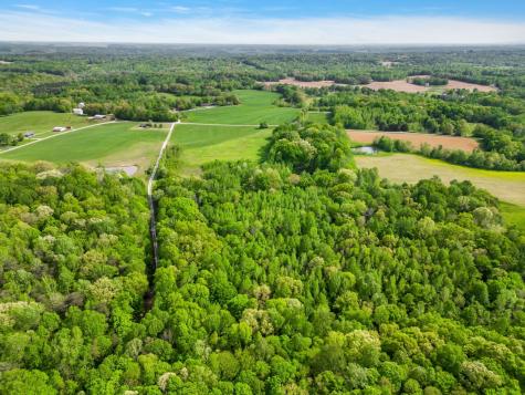 2 Poplar Ridge Road Chapmansboro TN 37035