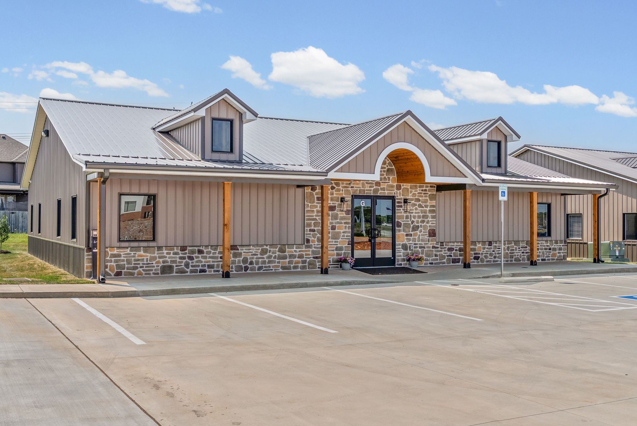 2510 Pea Ridge Road Building G 105 Clarksville TN 37040