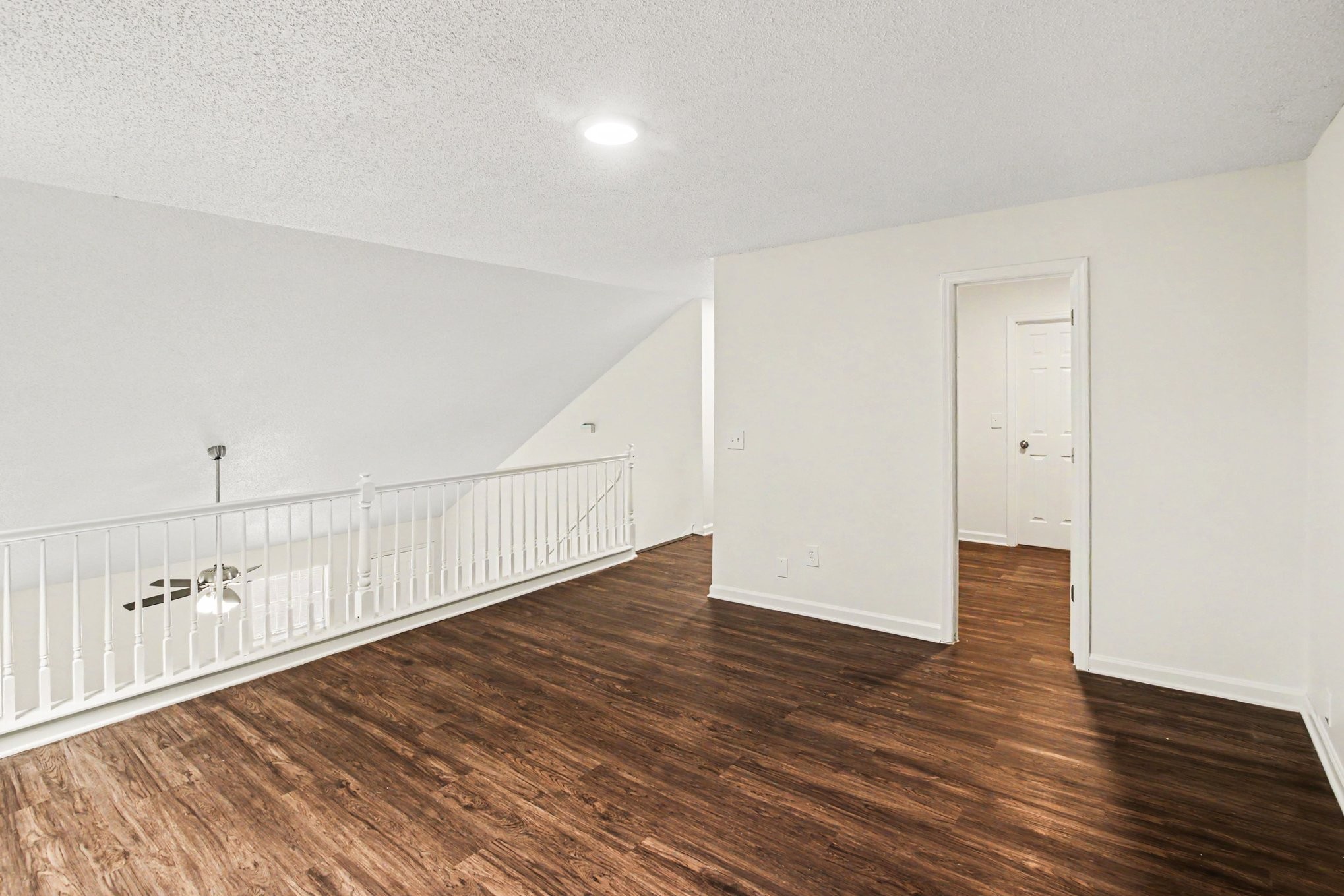 203 Blue Lake Lane La Vergne TN 37086